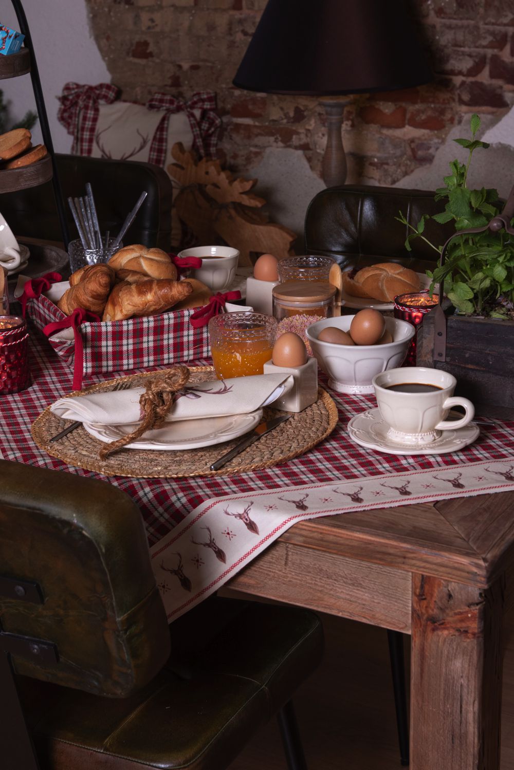 SF_COL01_COL03_COL05_COL15_COL40_COL43_COL47_COL64_COL65_CTCOL_6RO0457_6CE0261_6GL2497_6CE0260_6CE0263_01.jpg